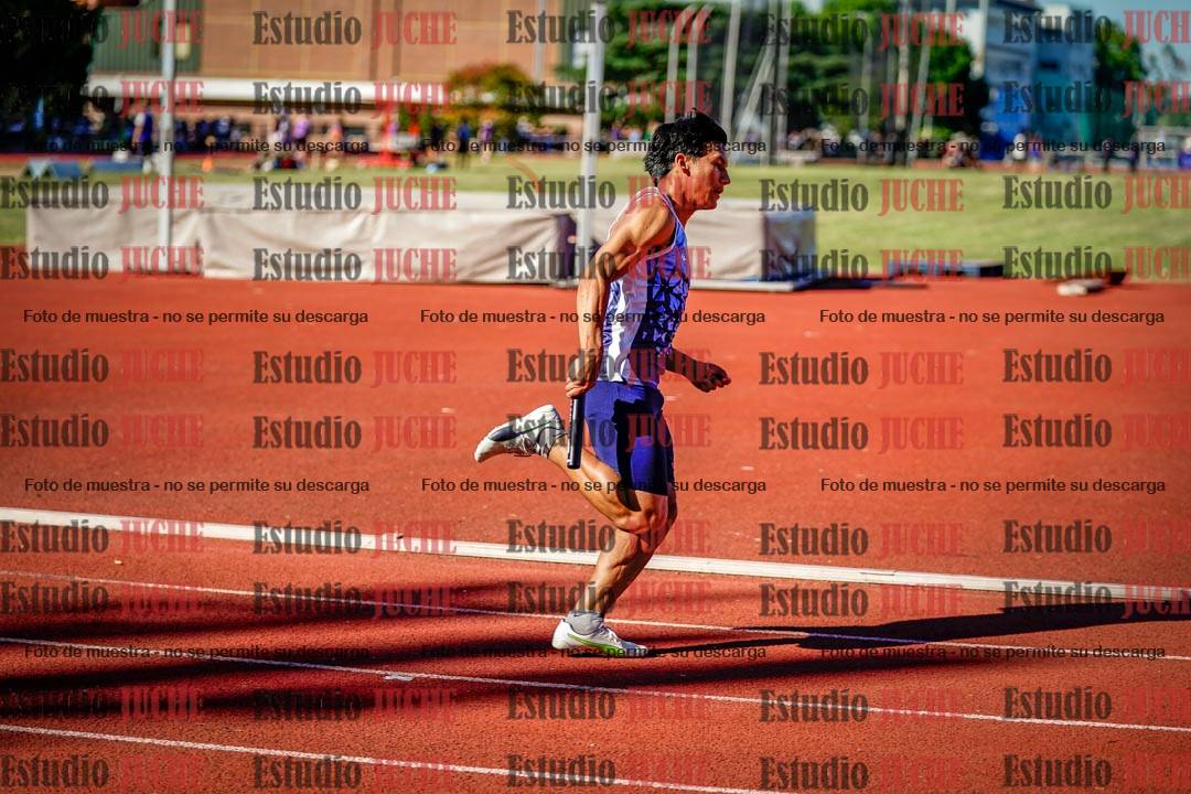 Fotos de las postas 4x100 m de varones