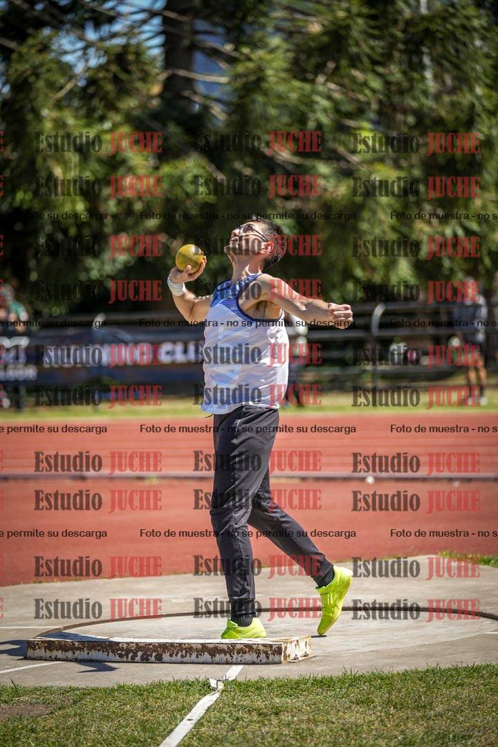 Fotos del lanzamiento de bala de varones