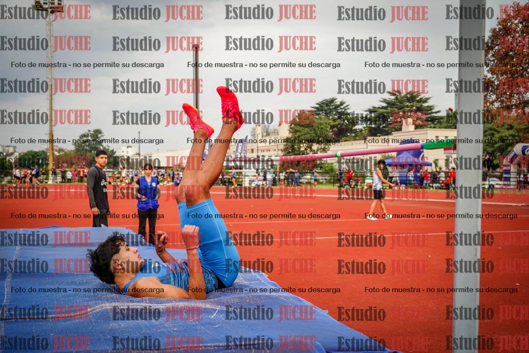 Fotos del salto en alto de varones - decatlón 4