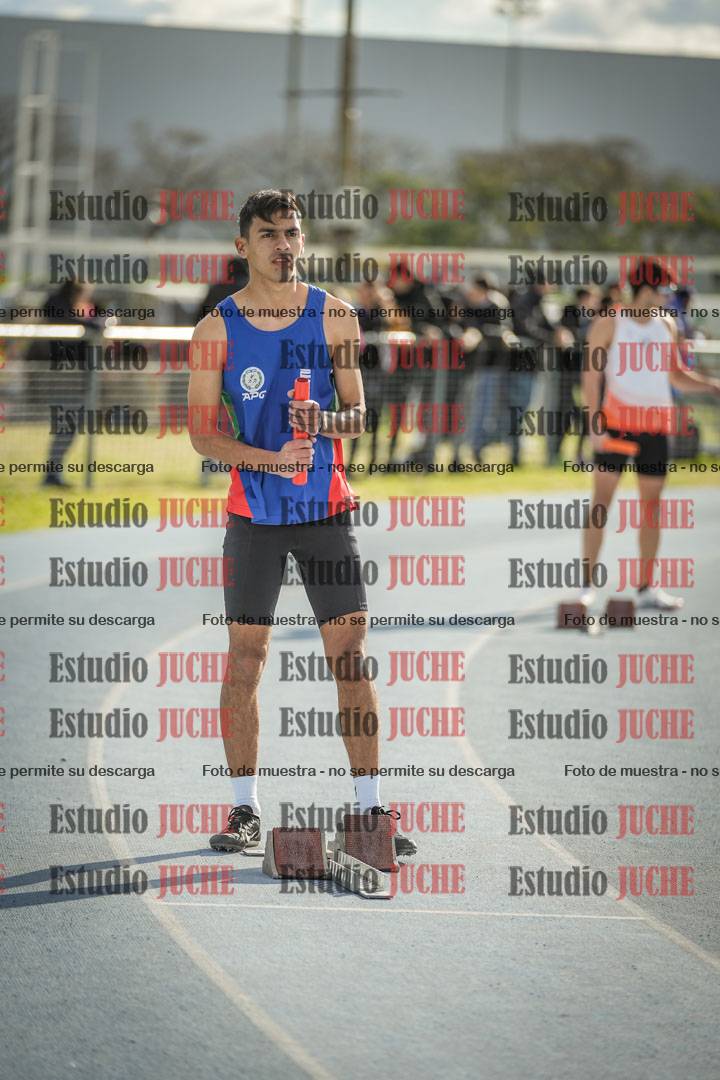Fotos de las postas 4x400 m llanos de varones