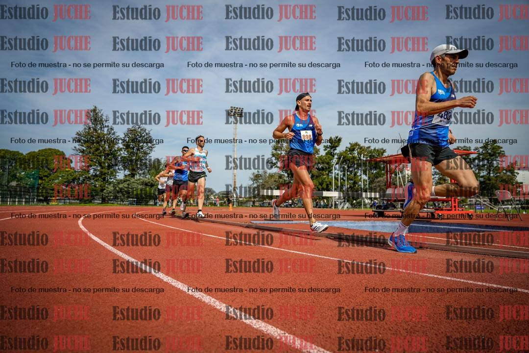 Fotos de los 3000 m llanos de varones