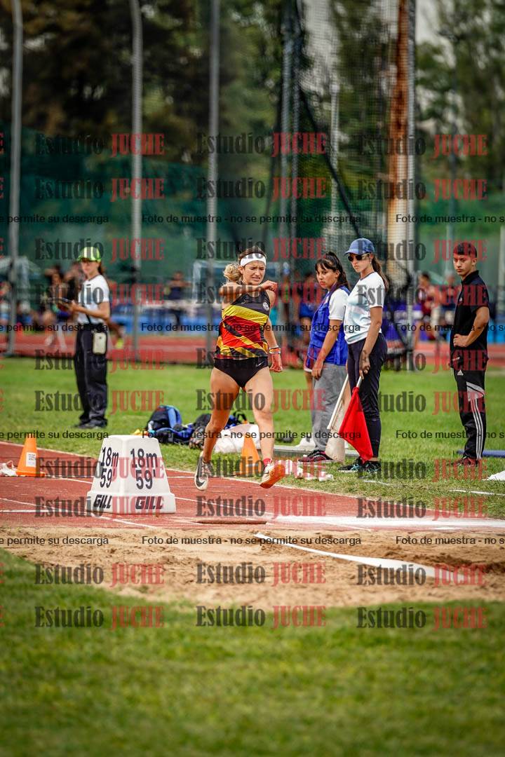 Fotos del salto triple de mujeres y varones