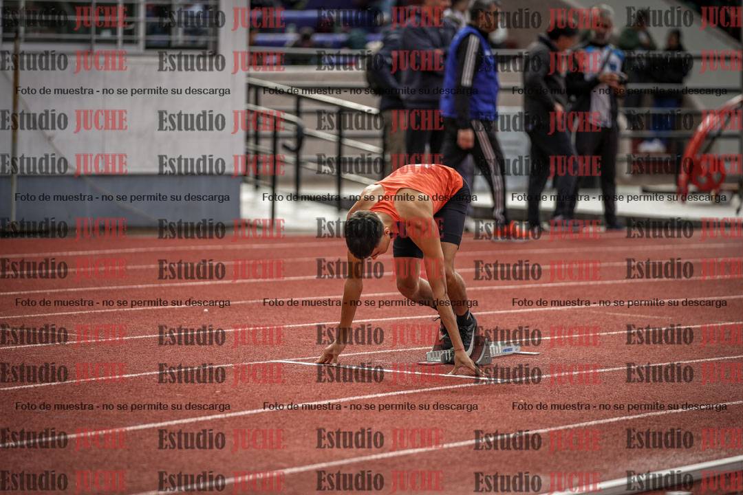 Fotos de los 400 m llanos de varones