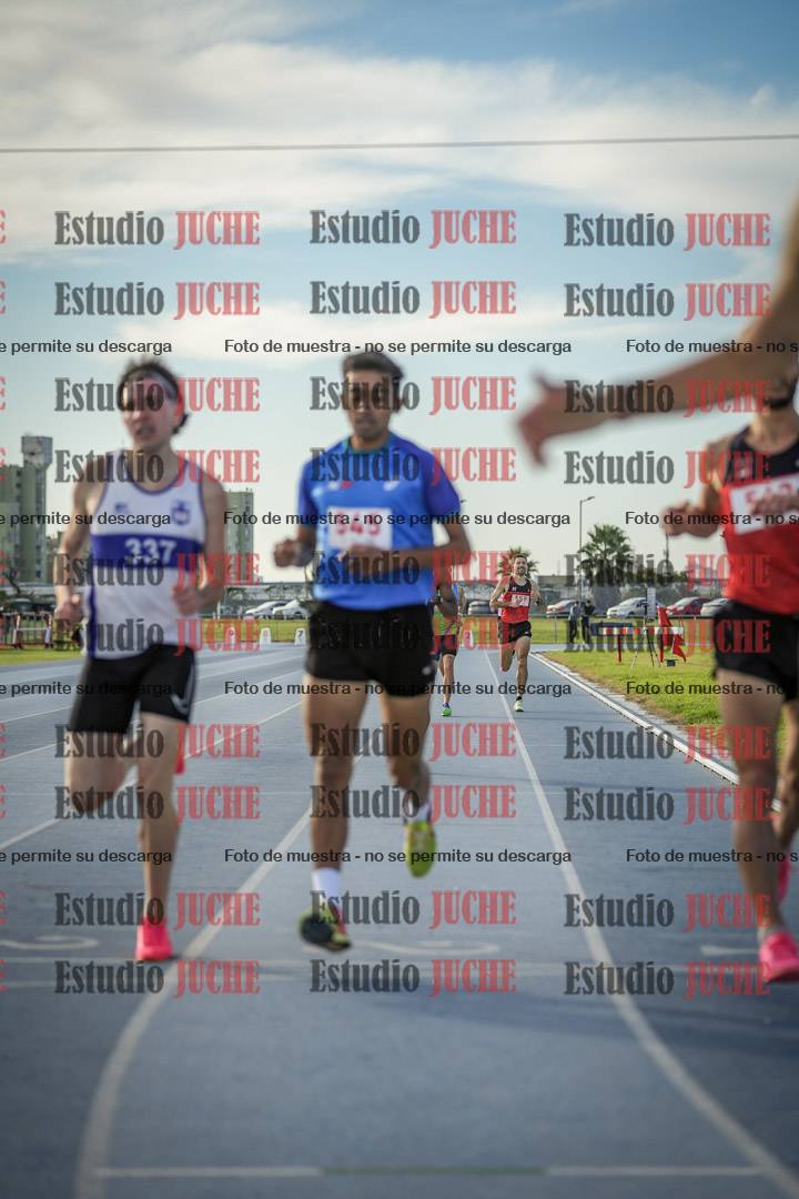 Fotos de los 1500 m llanos de varones