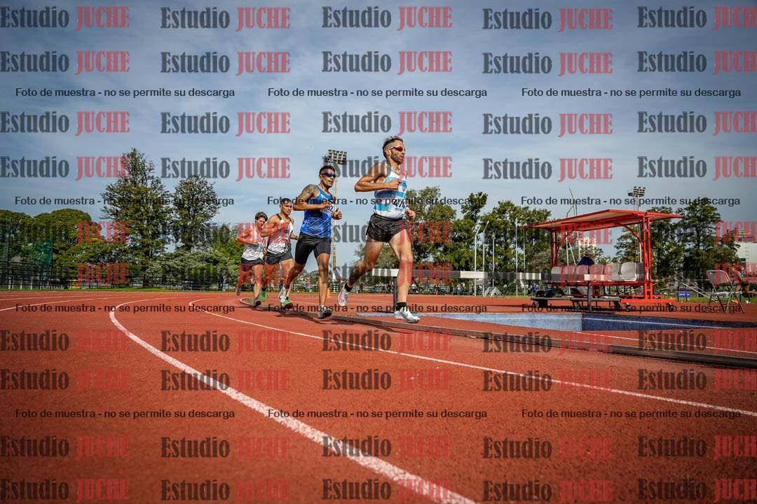 Fotos de los 3000 m llanos de varones