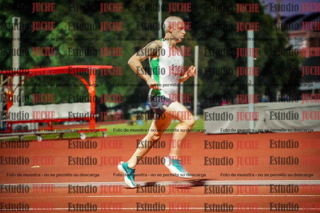 Fotos de los 1500 m llanos de varones