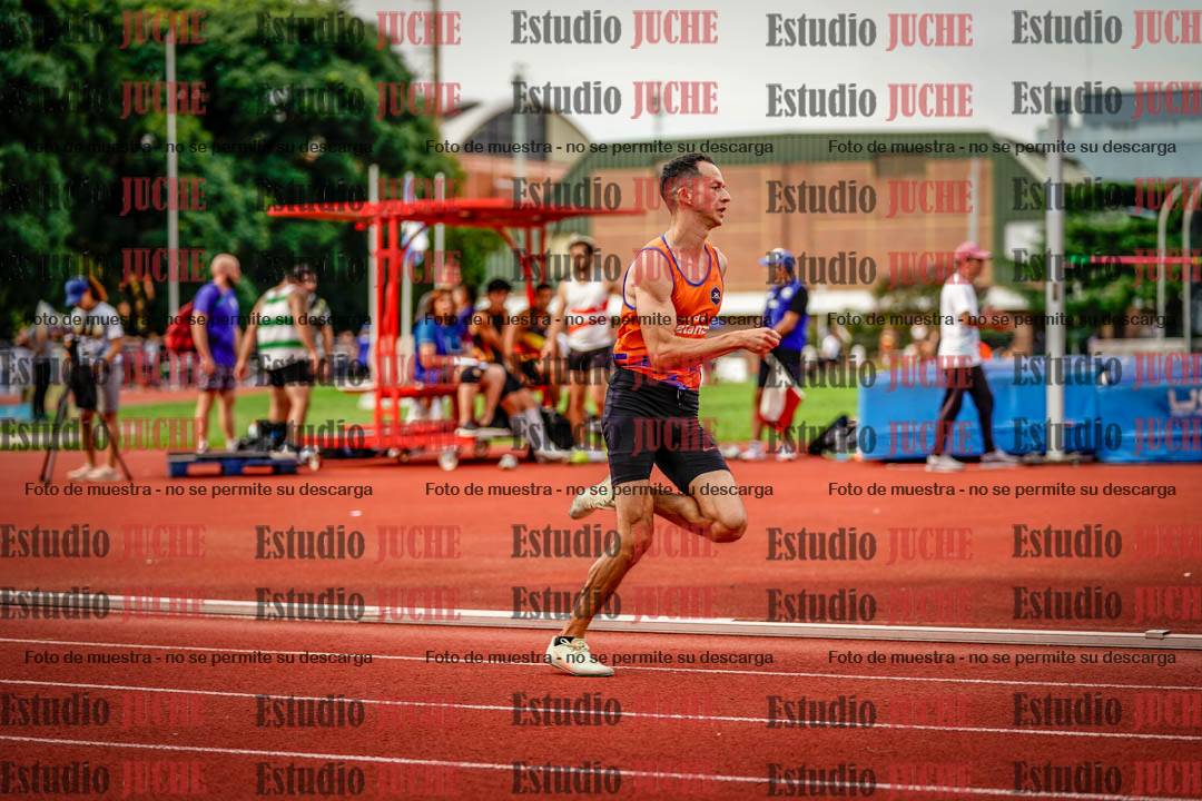 Fotos de los 400 m llanos de varones