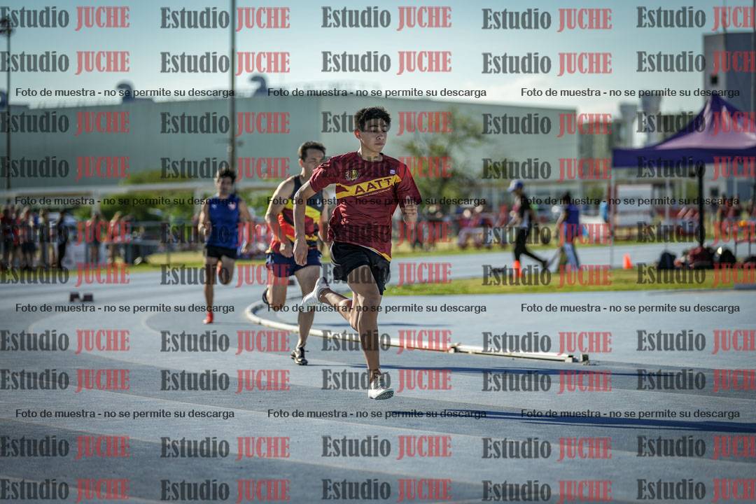 Fotos de los 400 m llanos de varones