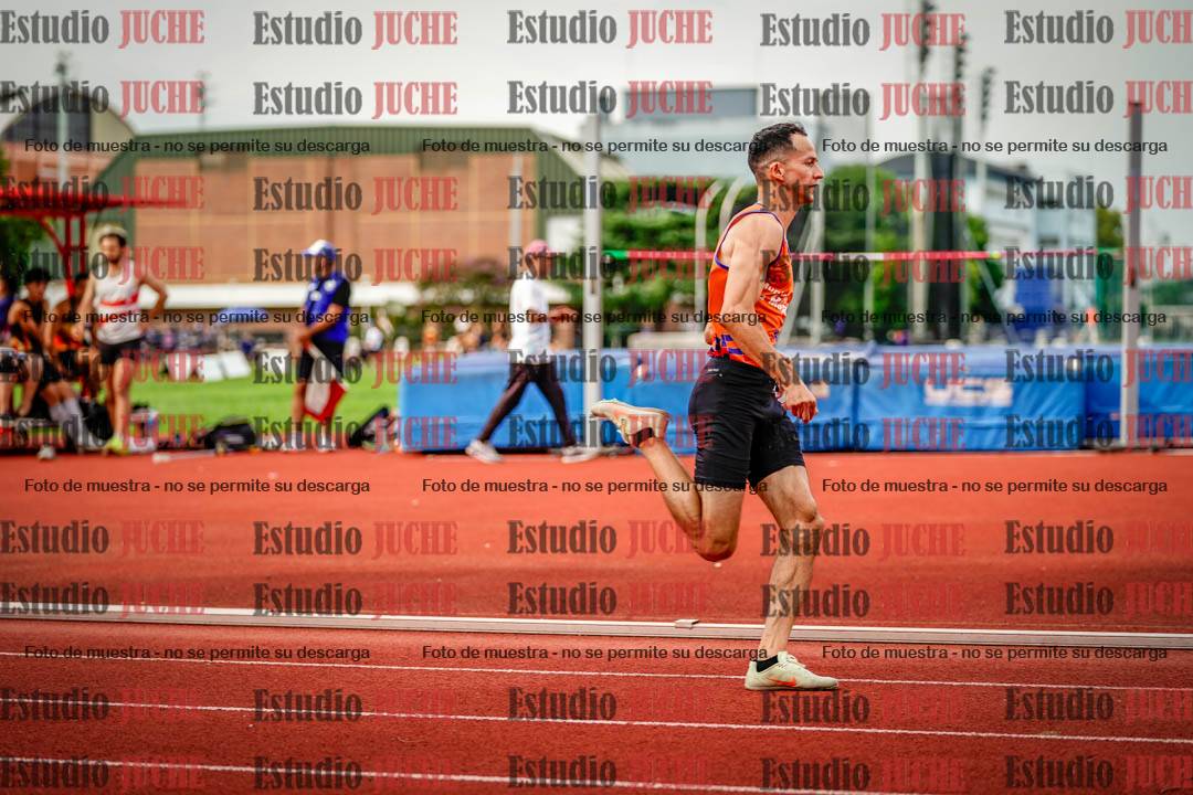 Fotos de los 400 m llanos de varones