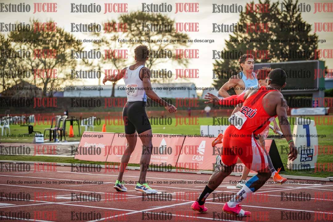 Fotos de los relevos 4x400 m de varones