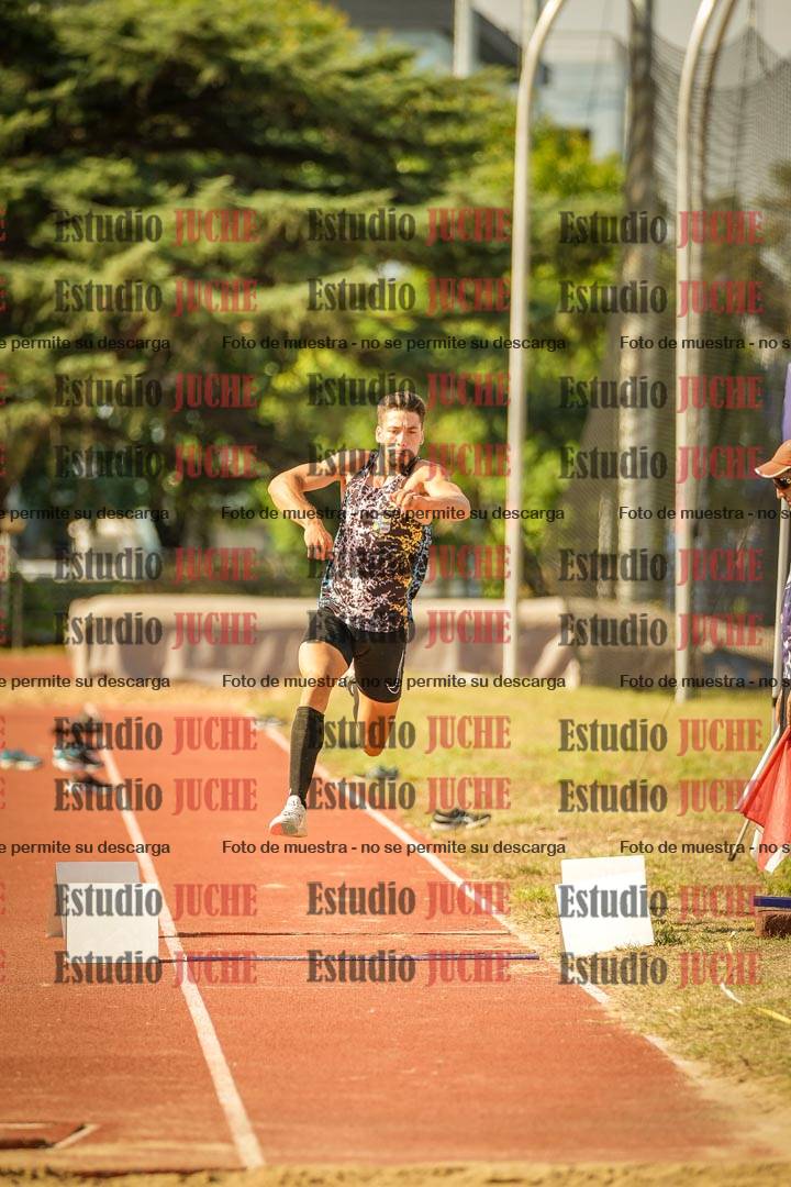 Fotos del salto triple de varones - FINAL