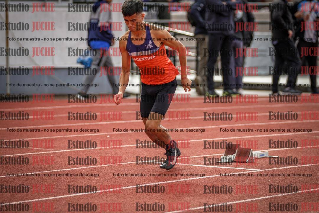 Fotos de los 400 m llanos de varones