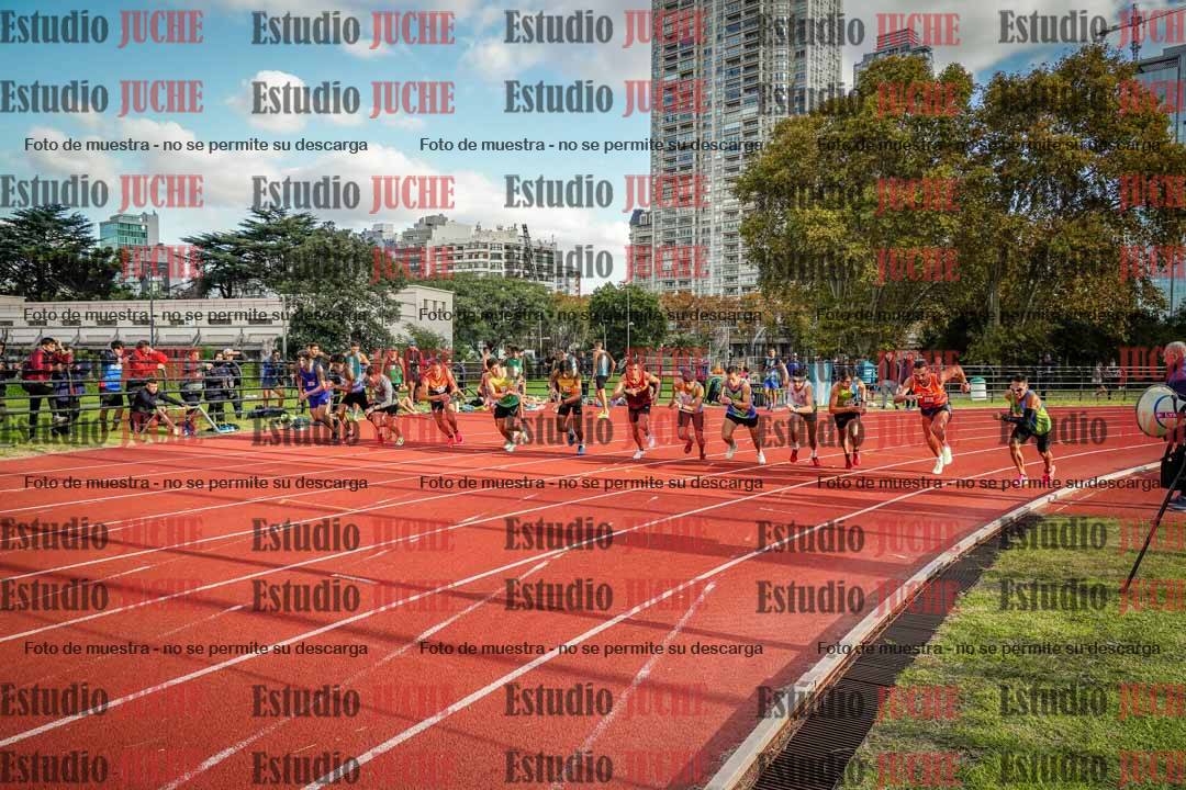 Fotos de los 1500 m llanos de varones
