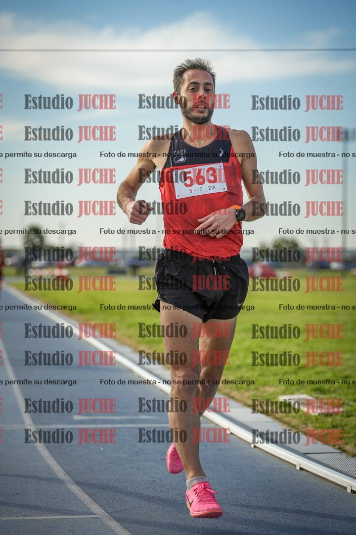 Fotos de los 1500 m llanos de varones