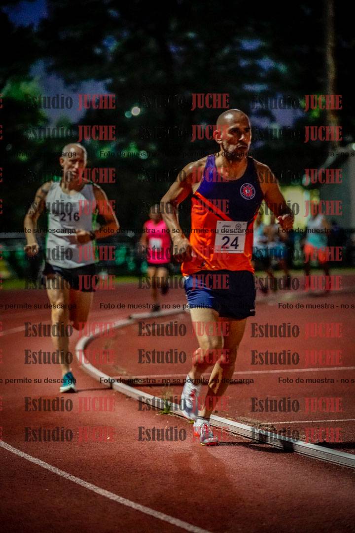 Fotos de los 1500 m llanos de varones