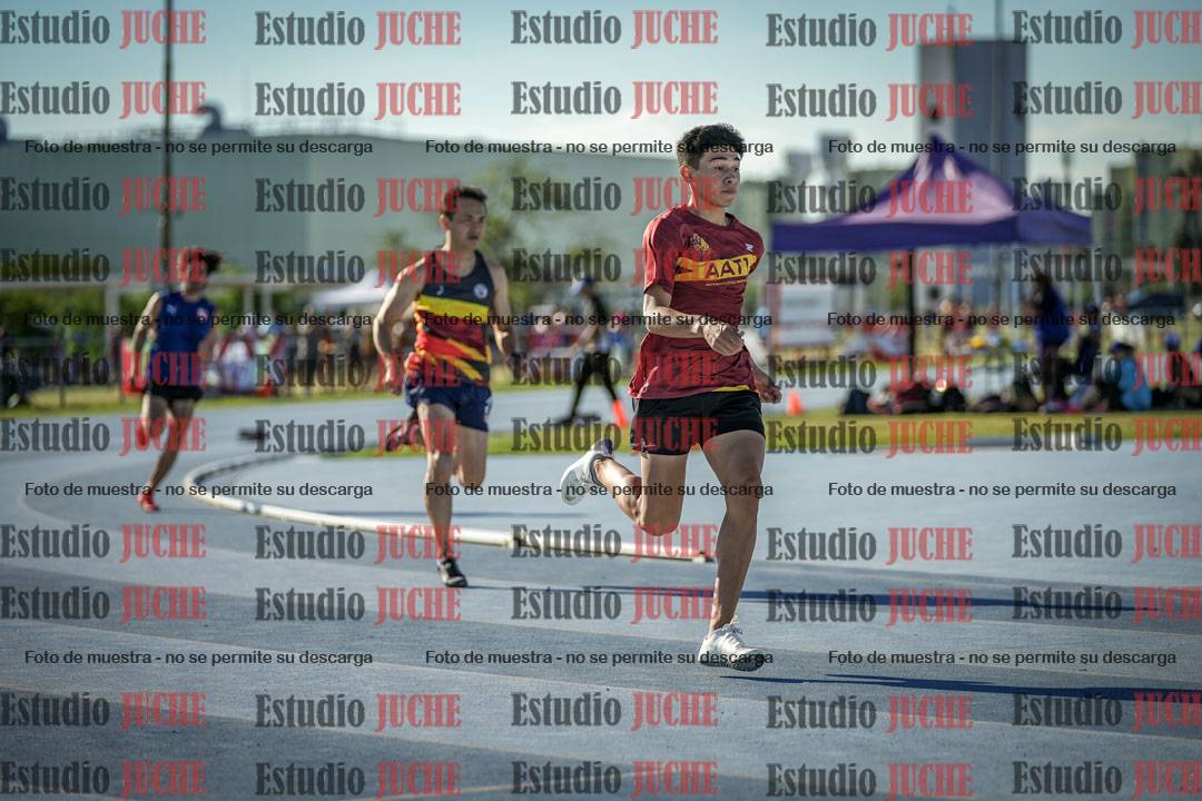 Fotos de los 400 m llanos de varones