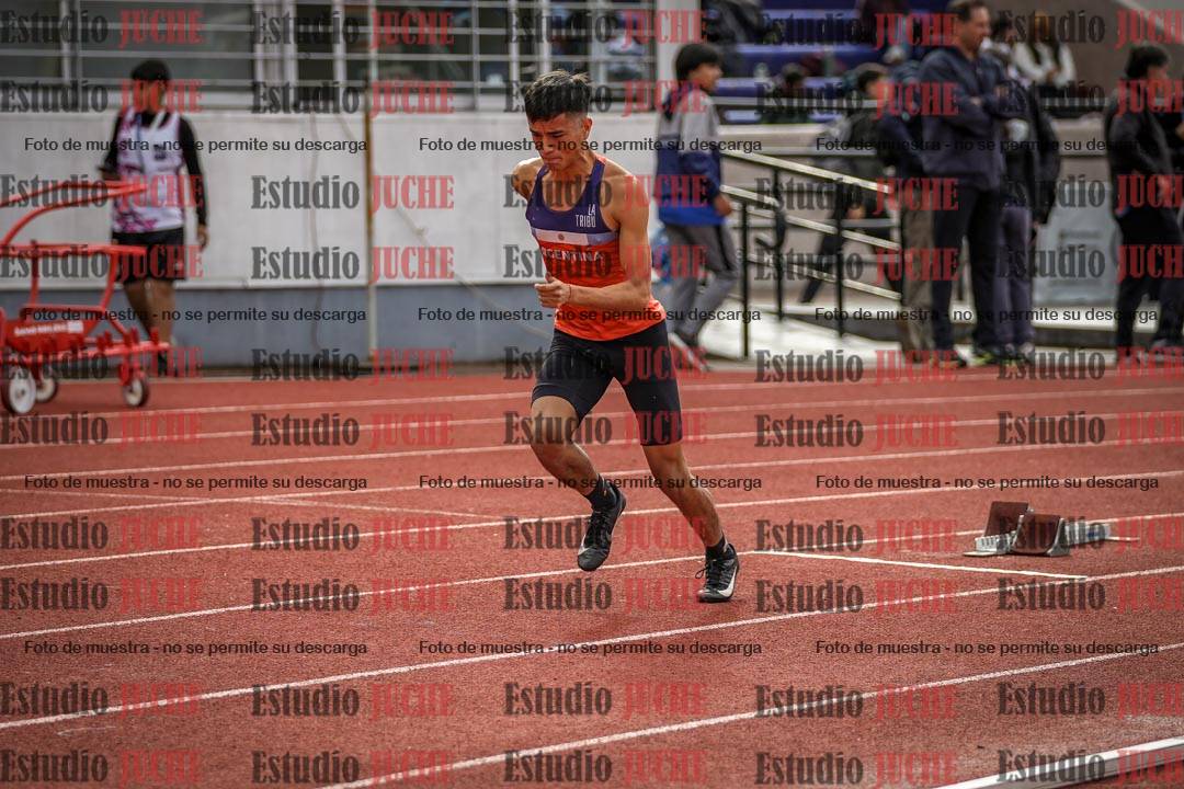 Fotos de los 400 m llanos de varones