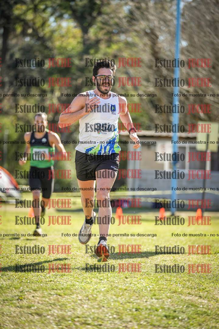 Fotos de la llegada del cross de 8000 m