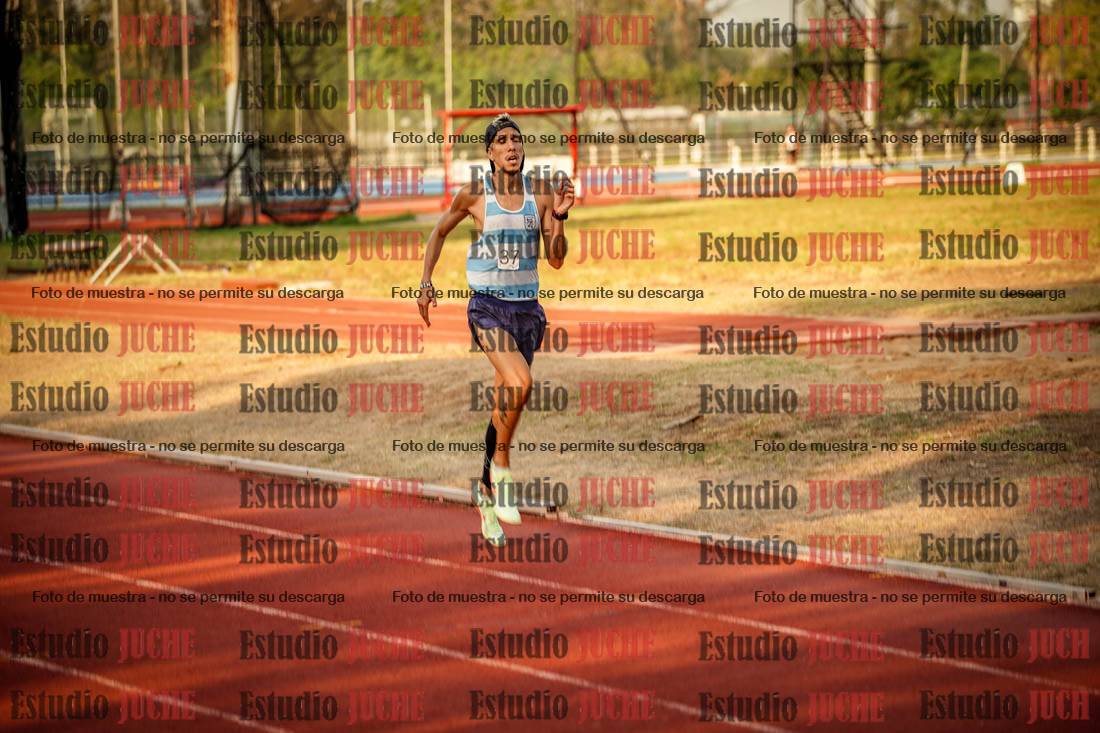 Fotos de los 5000 m llanos de mujeres y varones