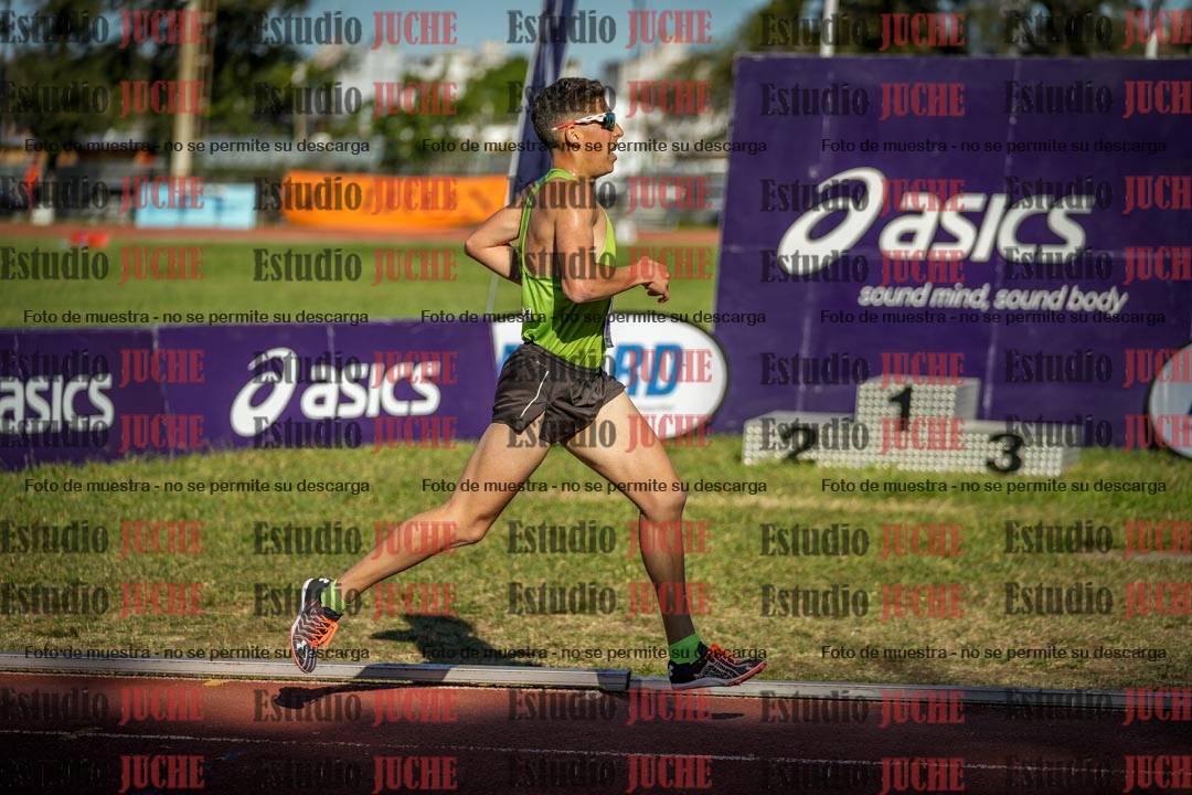 Fotos de los 5000 m llanos de varones