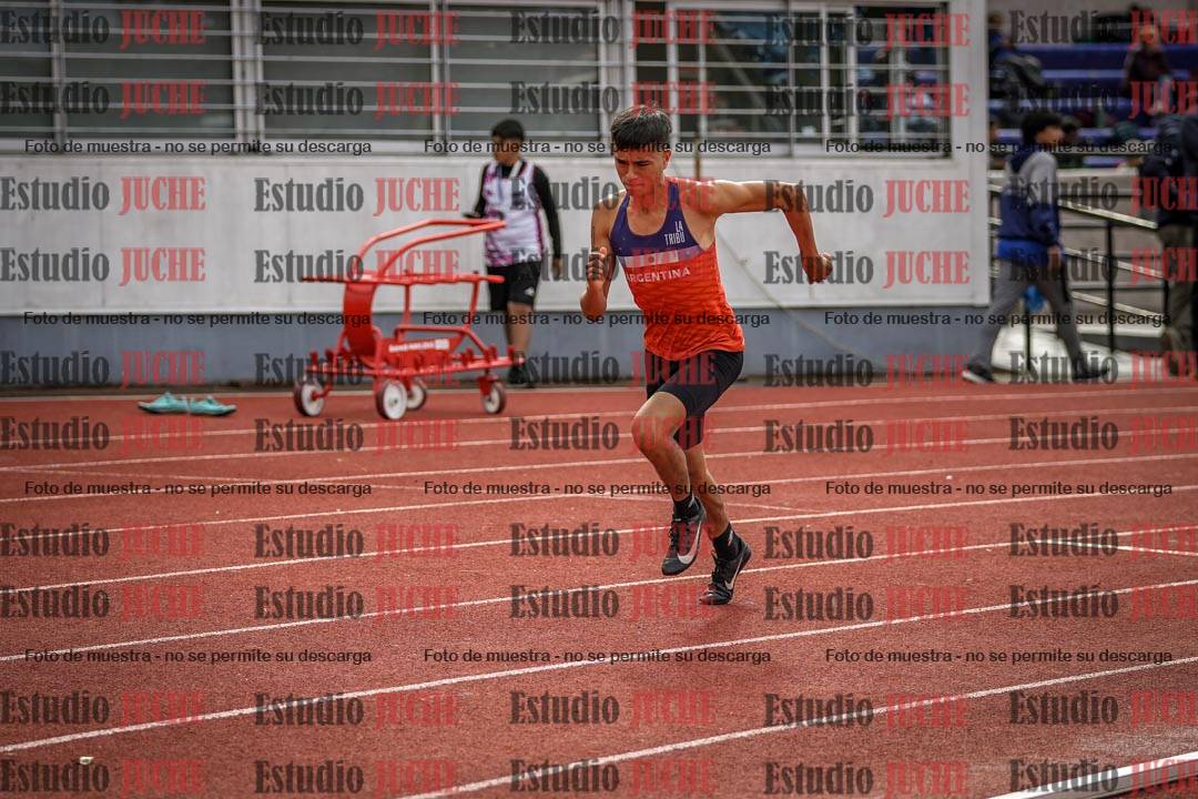 Fotos de los 400 m llanos de varones