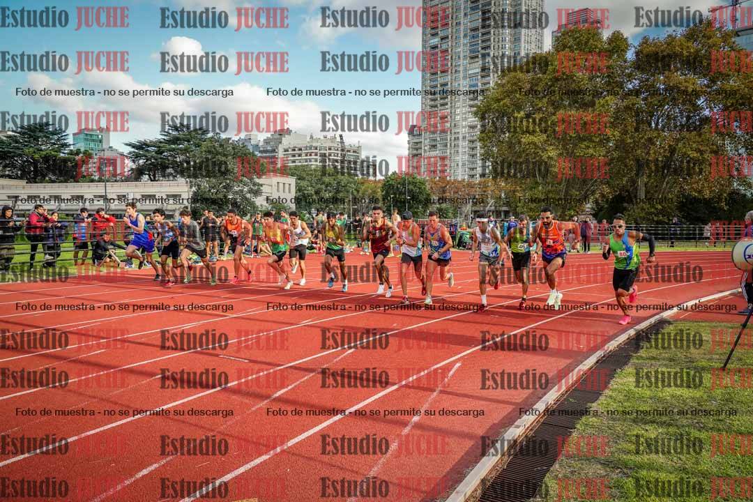 Fotos de los 1500 m llanos de varones