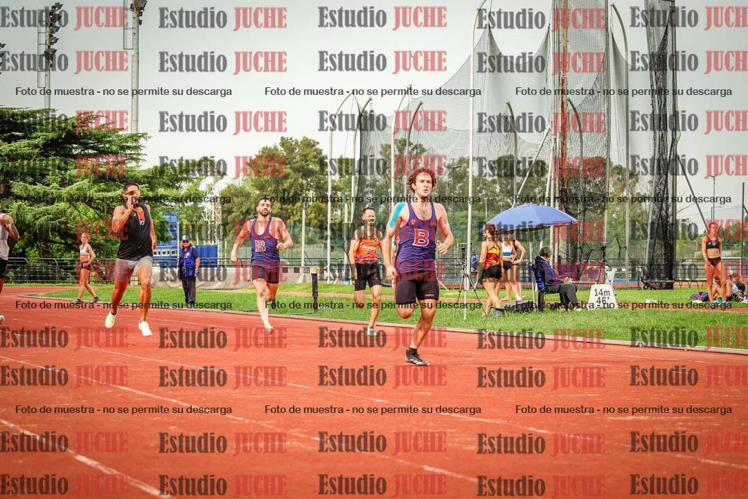 Fotos de los 400 m llanos de varones