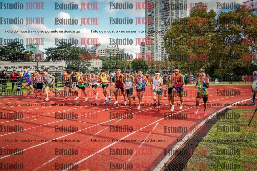 Fotos de los 1500 m llanos de varones
