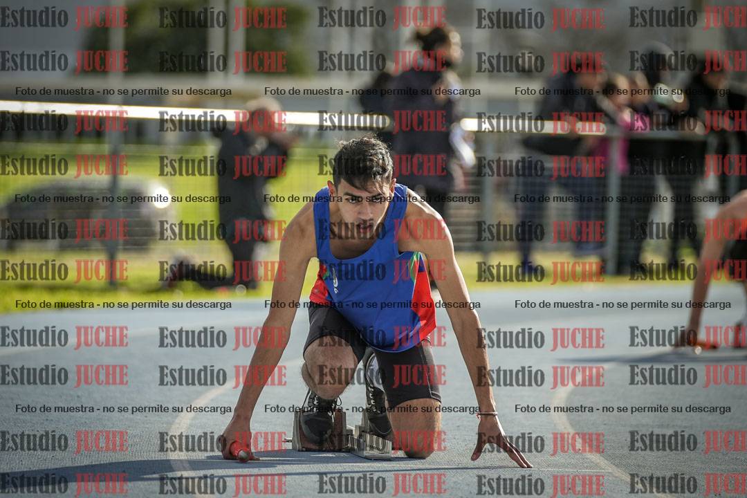 Fotos de las postas 4x400 m llanos de varones