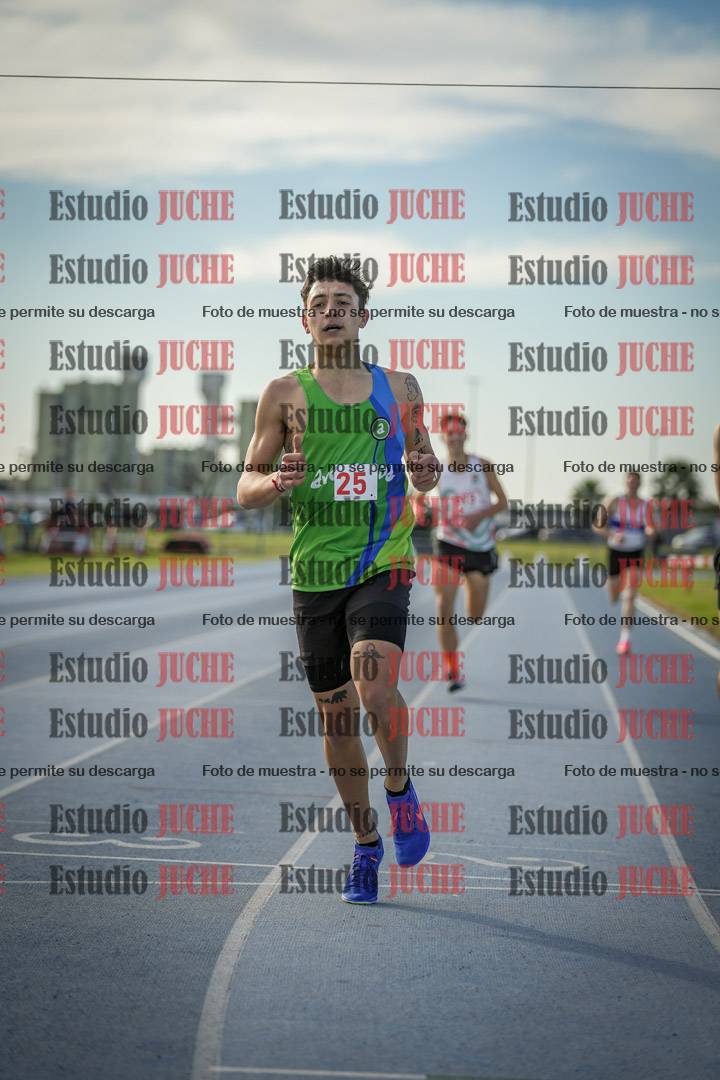 Fotos de los 1500 m llanos de varones