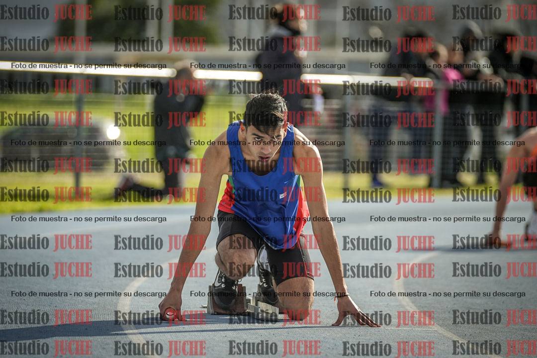 Fotos de las postas 4x400 m llanos de varones
