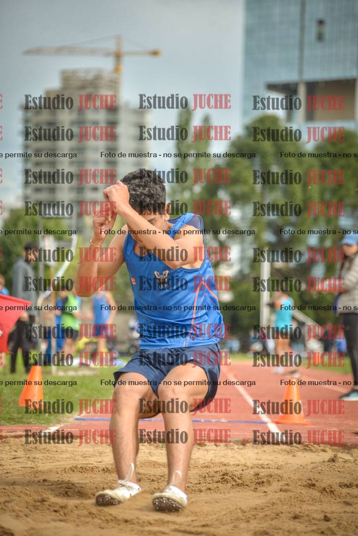 Fotos del salto en largo - varones U16