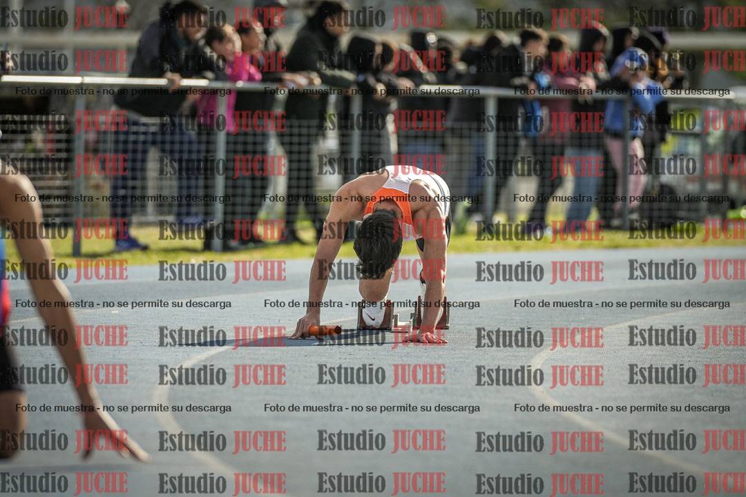 Fotos de las postas 4x400 m llanos de varones