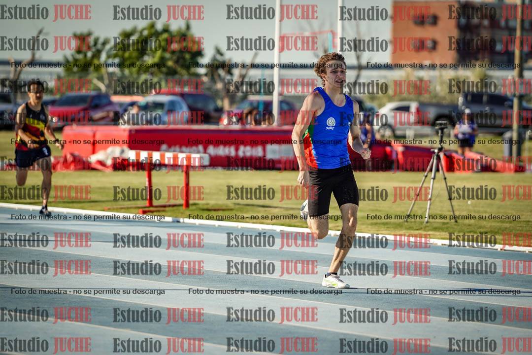Fotos de los 400 m llanos de varones