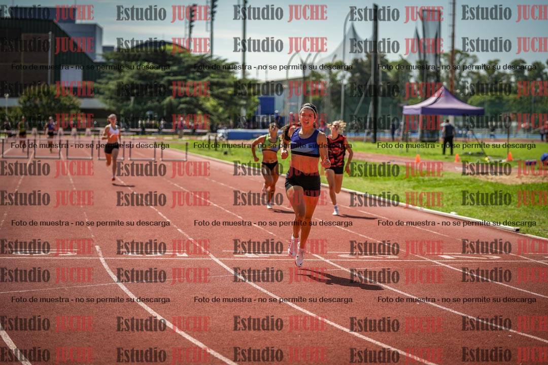 Fotos de los 400 m con vallas de mujeres
