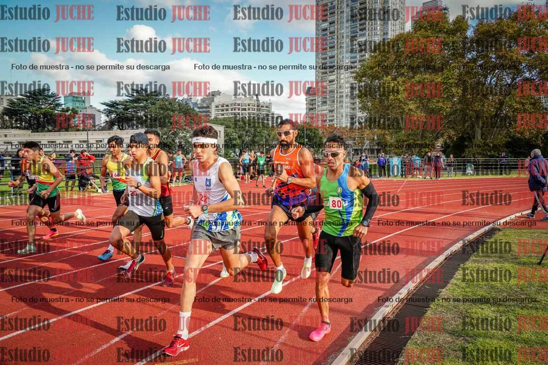 Fotos de los 1500 m llanos de varones