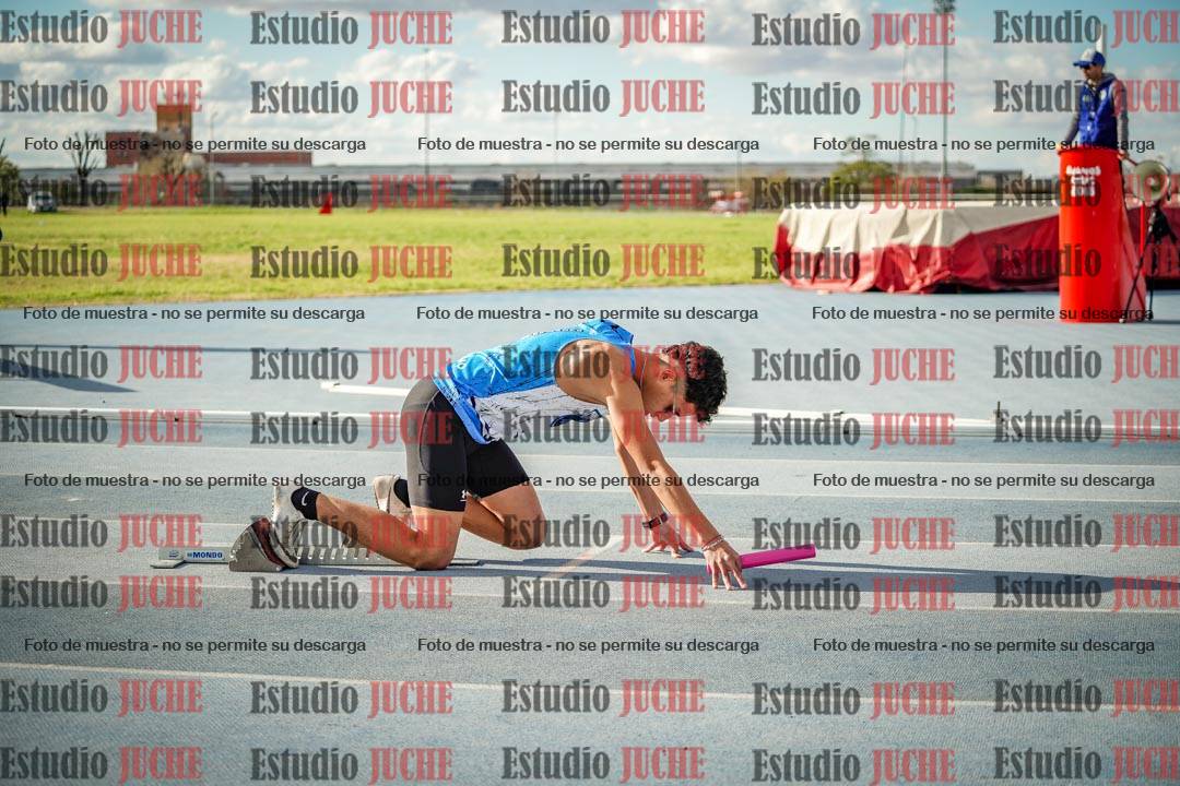 Fotos de las postas 4x400 m llanos de varones