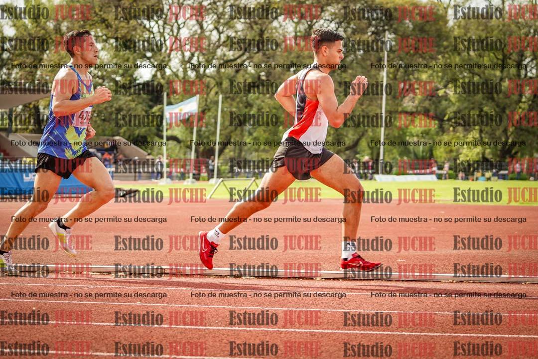 Fotos de los 3000 m llanos de varones