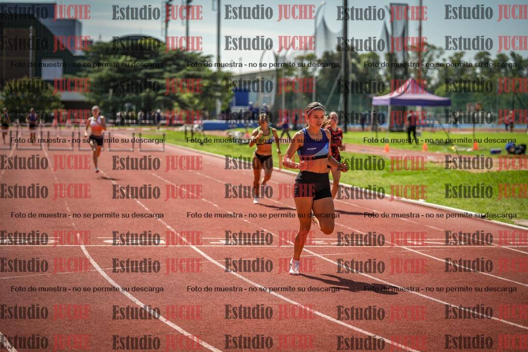Fotos de los 400 m con vallas de mujeres