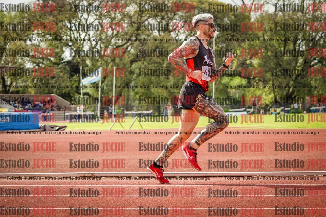 Fotos de los 3000 m llanos de varones