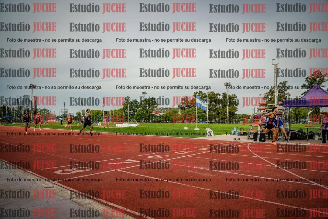 Fotos de los 400 m llanos de varones
