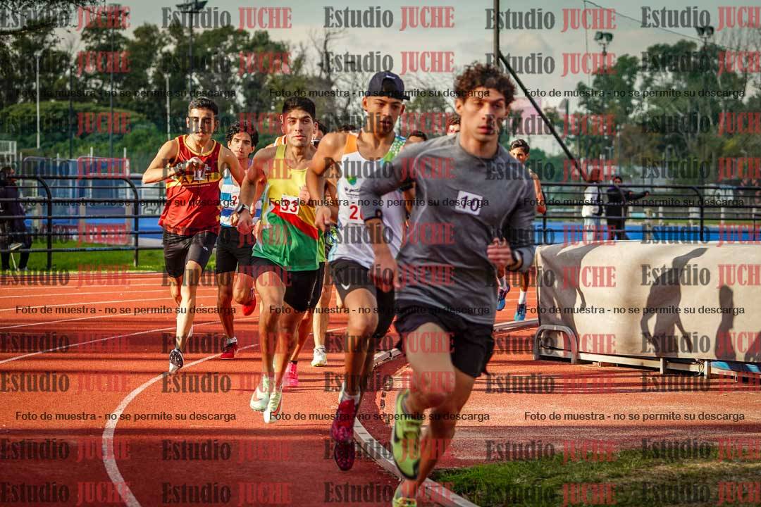 Fotos de los 1500 m llanos de varones