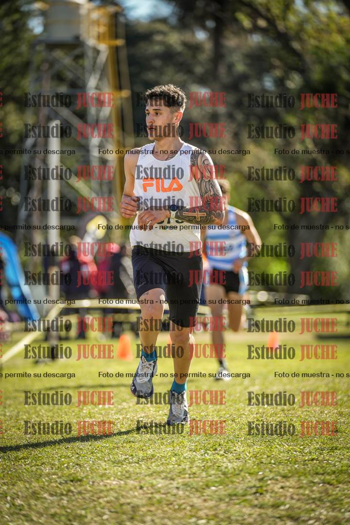 Fotos de la llegada del cross de 8000 m