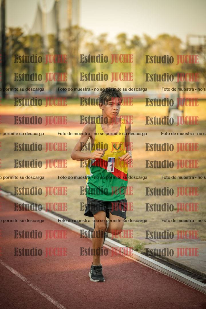 Fotos de los 2400 m llanos de varones
