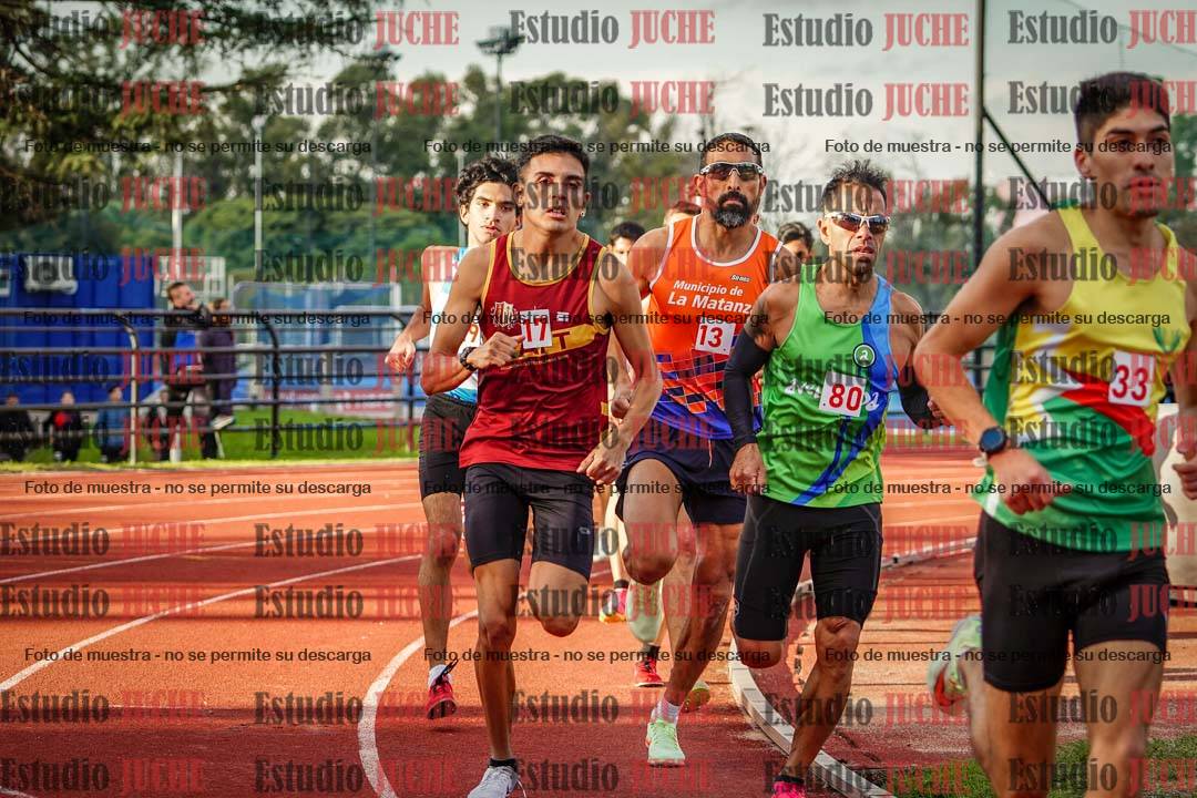 Fotos de los 1500 m llanos de varones