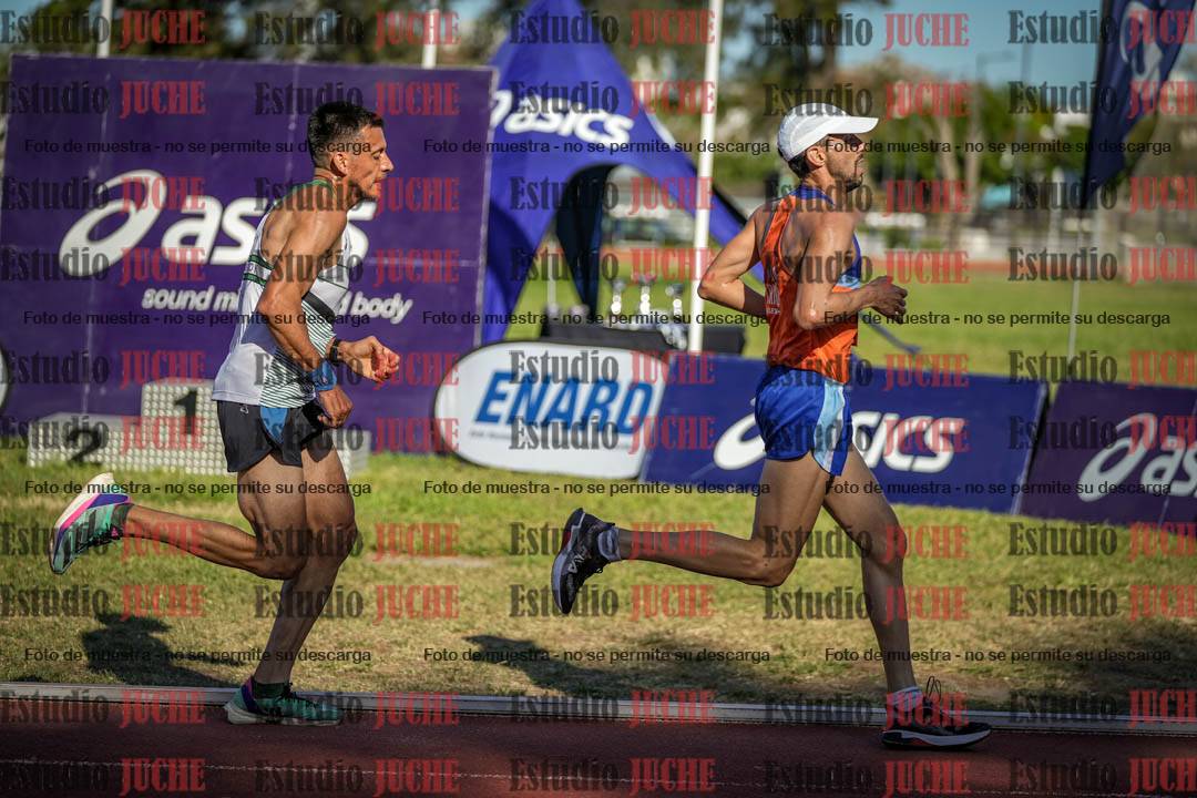 Fotos de los 5000 m llanos de varones