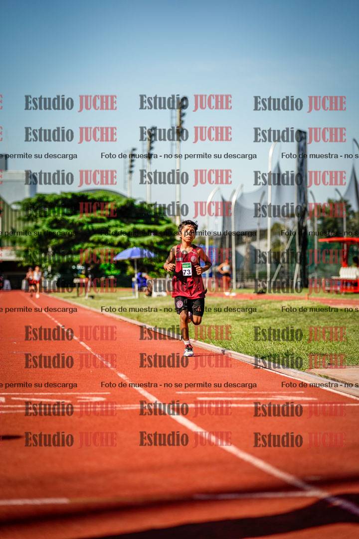 Fotos de los 1000 m llanos de varones