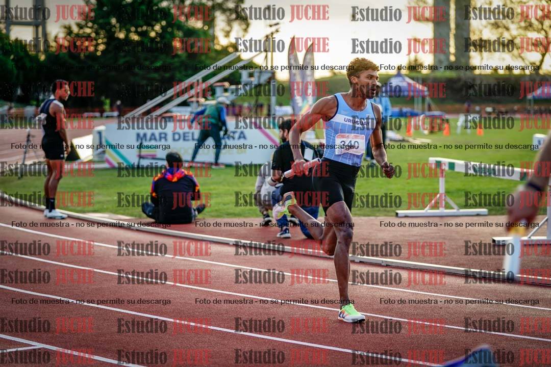 Fotos de los relevos 4x400 m de varones