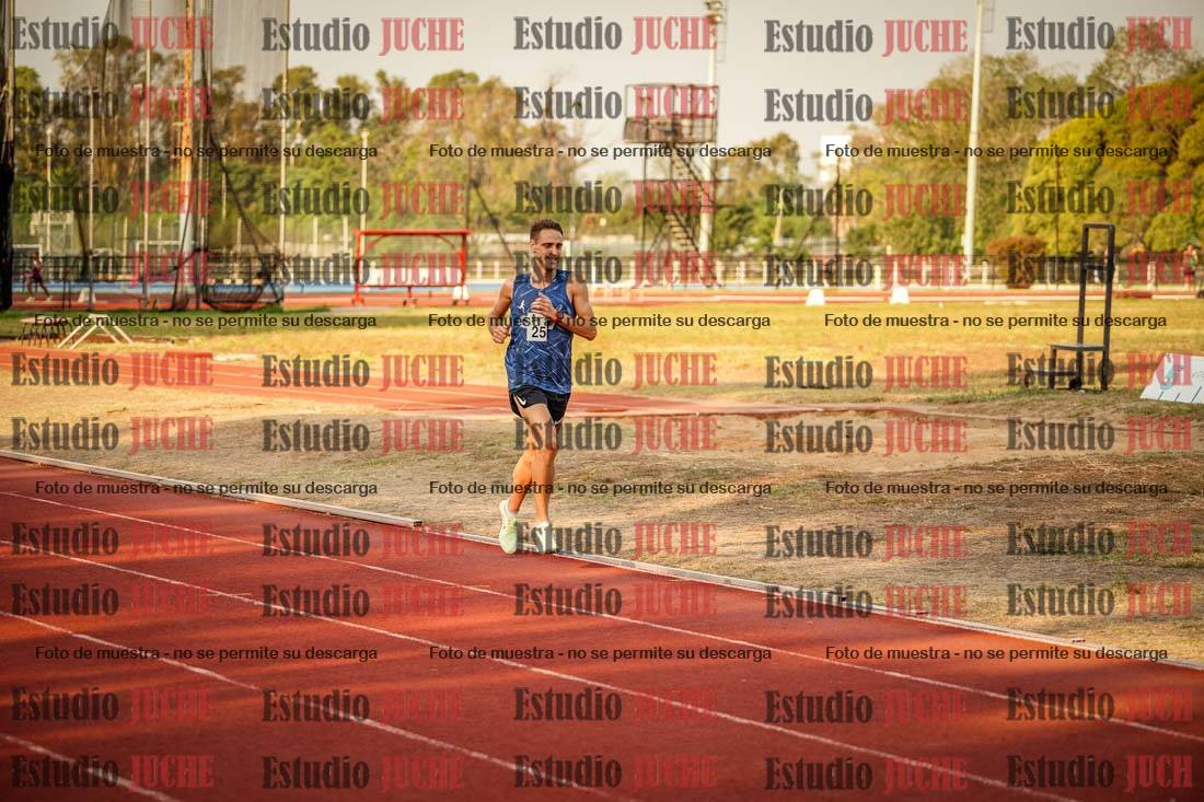 Fotos de los 5000 m llanos de mujeres y varones