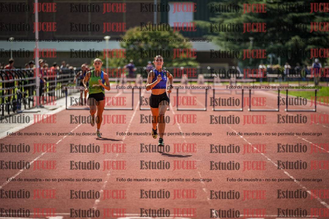 Fotos de los 400 m con vallas de mujeres